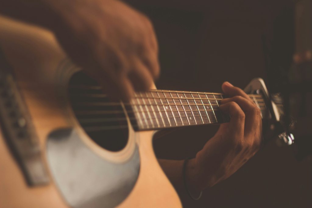 BREAK THE WALL – A Música como fator de integração